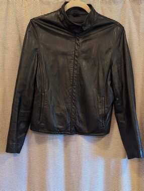 Women's Black Leather Jacket - Classic Zip Front